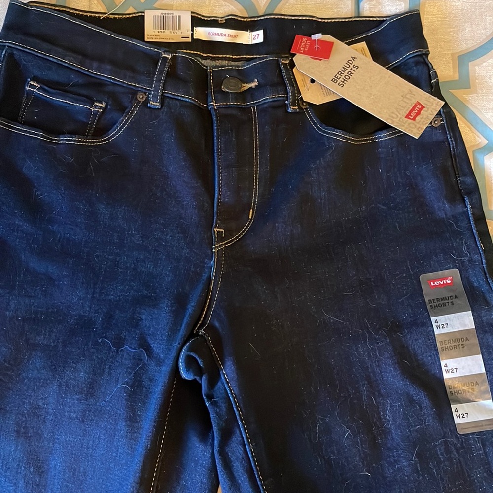 Levi’s shorts